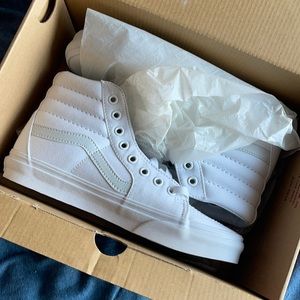 Brand new all white Vans mens so 6.5